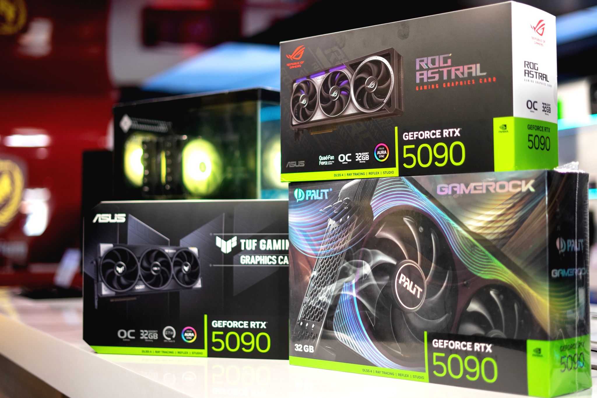 GeForce RTX 5090, RTX 5080, RTX 5070 Ti, RTX 5070, RTX 4090, RTX 4080 Super, RTX 4080, RTX 4070 Ti S