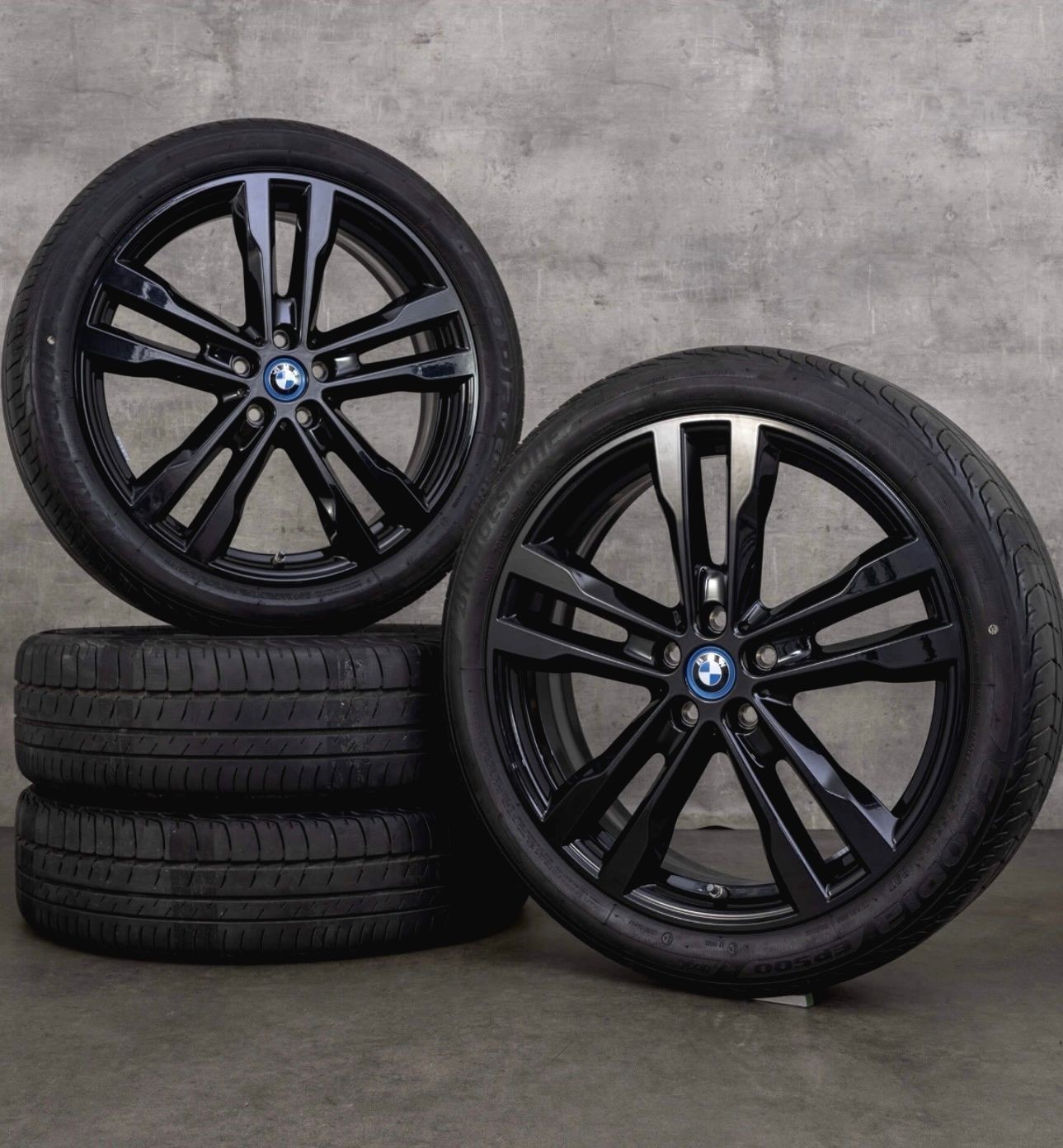 BMW i3s   ELEKTRİKLİ  ARABA  İÇİN 2 LASTİK  - ORJINAL SALE BMW I3s ELECTRIC 2  TIRES
