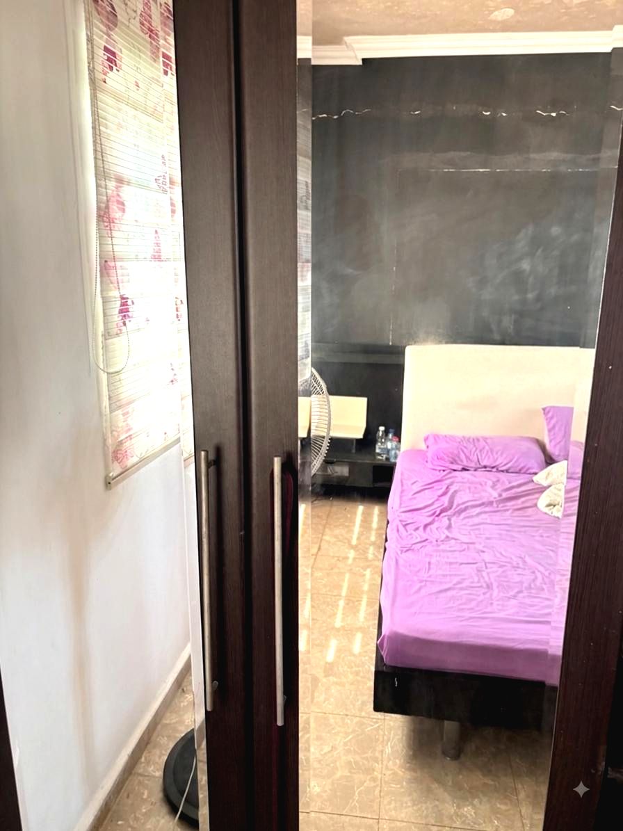 Dolap ve Makyaj Masası Ayna