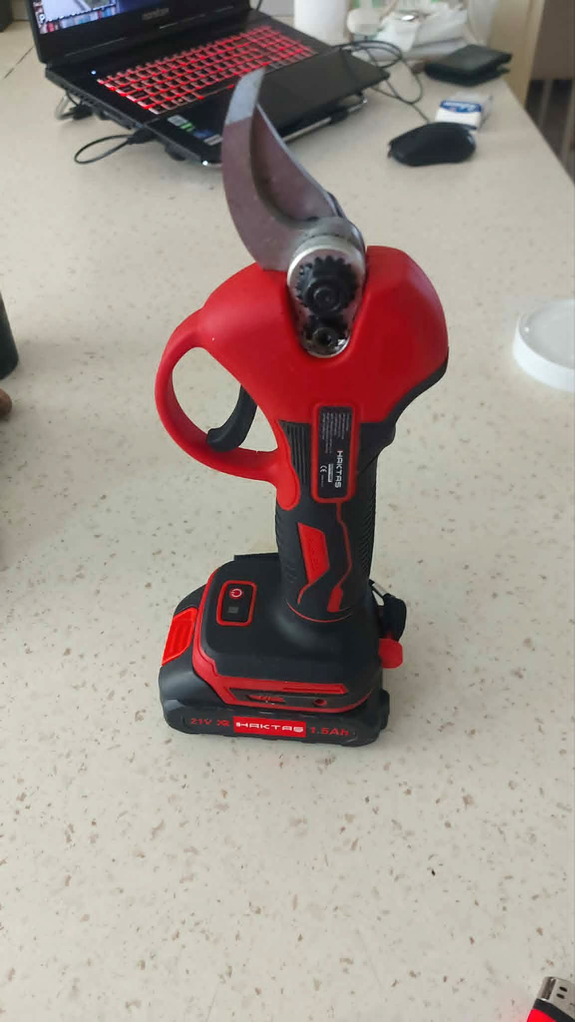PİLLİ BUDAMA MAKASI