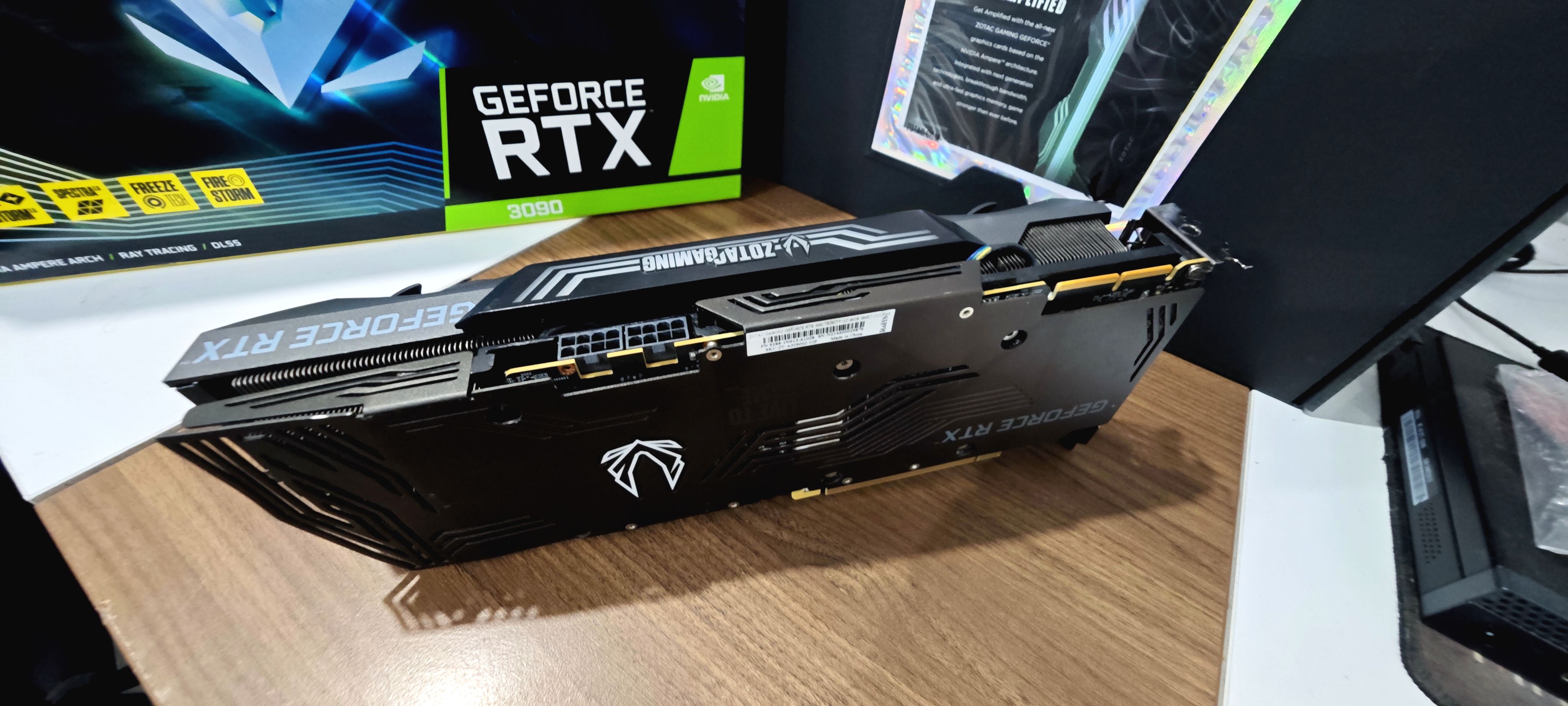 ZOTAC RTX 3090 24 GB 384 bit