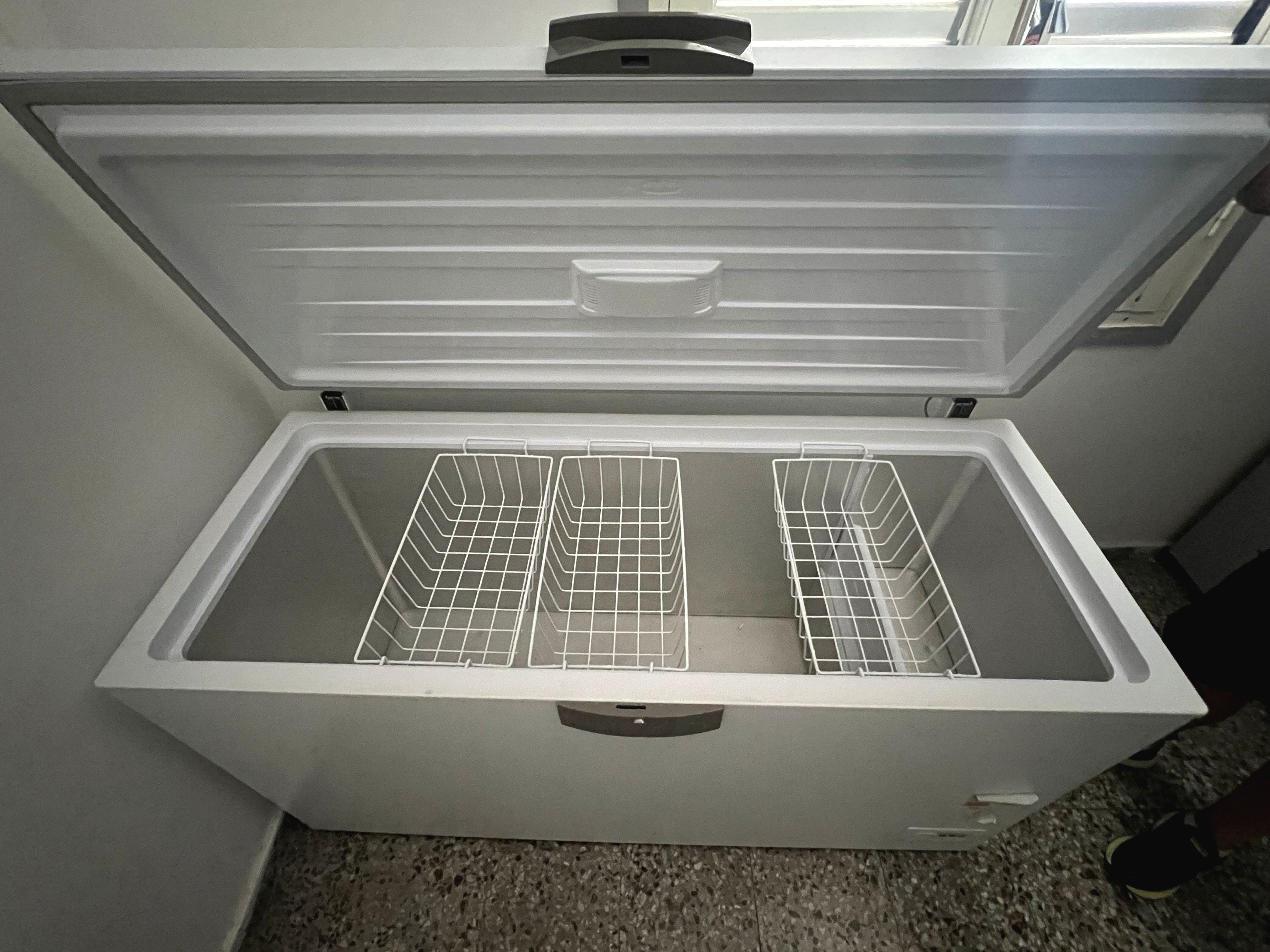 BEKO SANDIK TİPi DERİN DONDURUCU